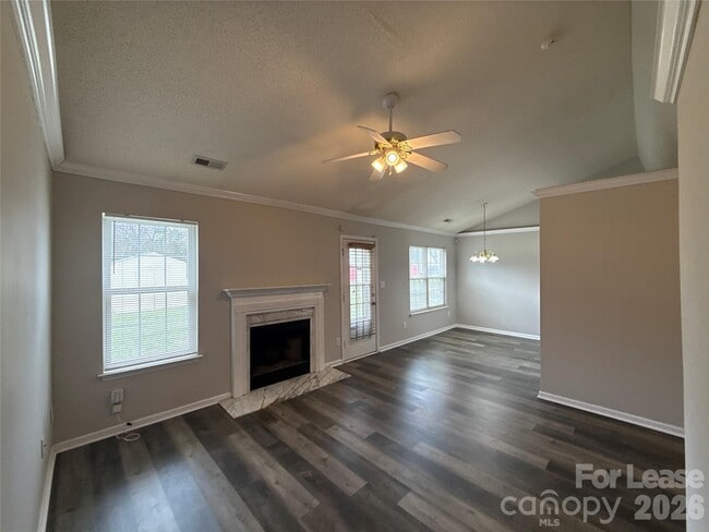 Building Photo - 1511 Hudson Graham Ln