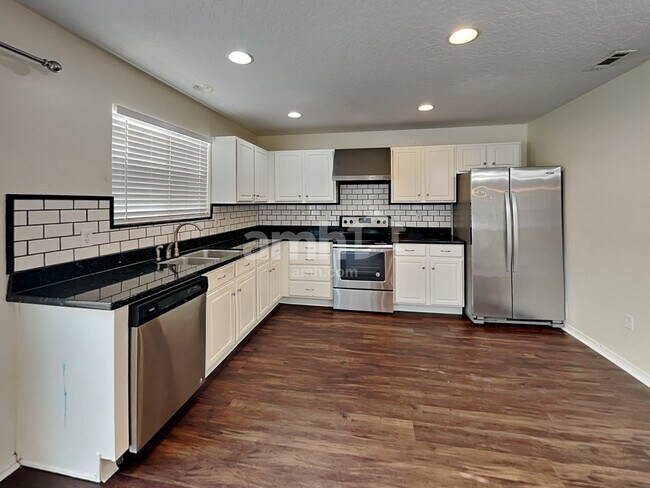 Foto del edificio - 9281 W Lillywood Dr