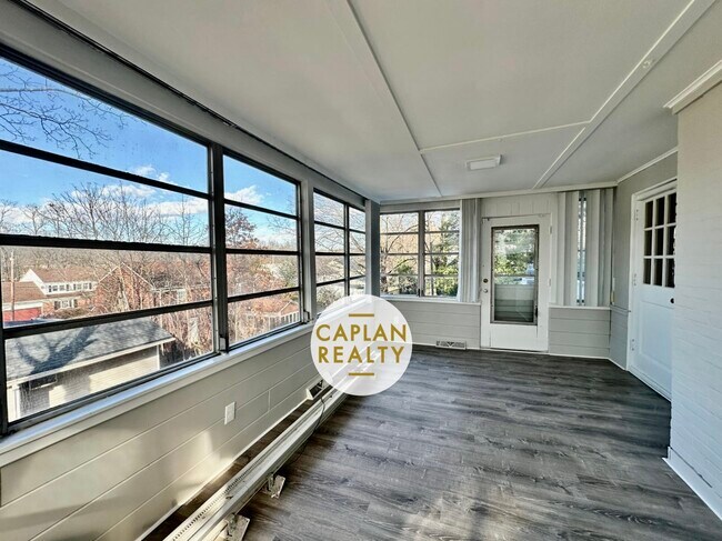 Building Photo - 29 Wellington Rd