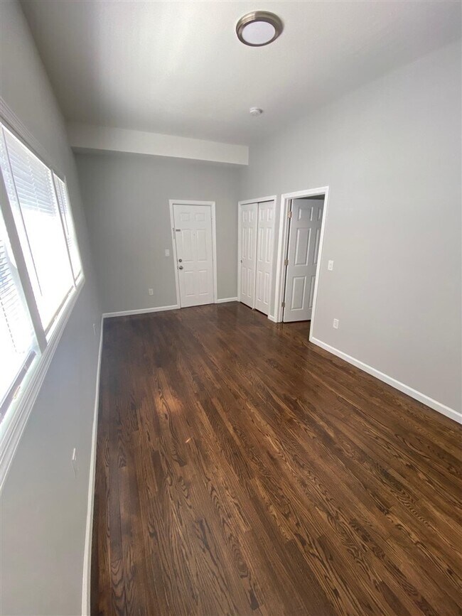 Building Photo - 408 Monastery Pl