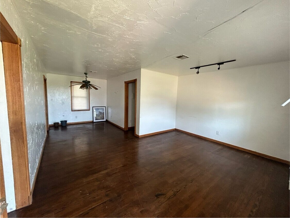Foto del edificio - 2Bed 1Bath Northside Home!
