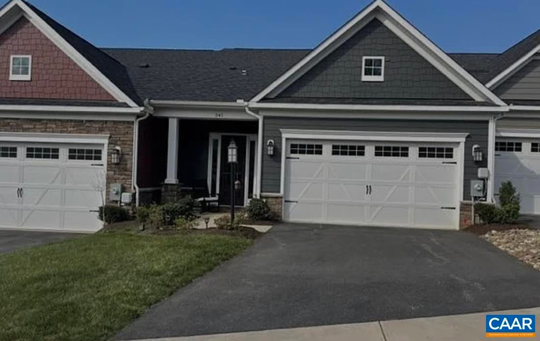 Foto principal - 341 Claibourne Rd