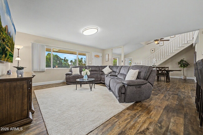 Building Photo - 2837 W Union Hills Dr