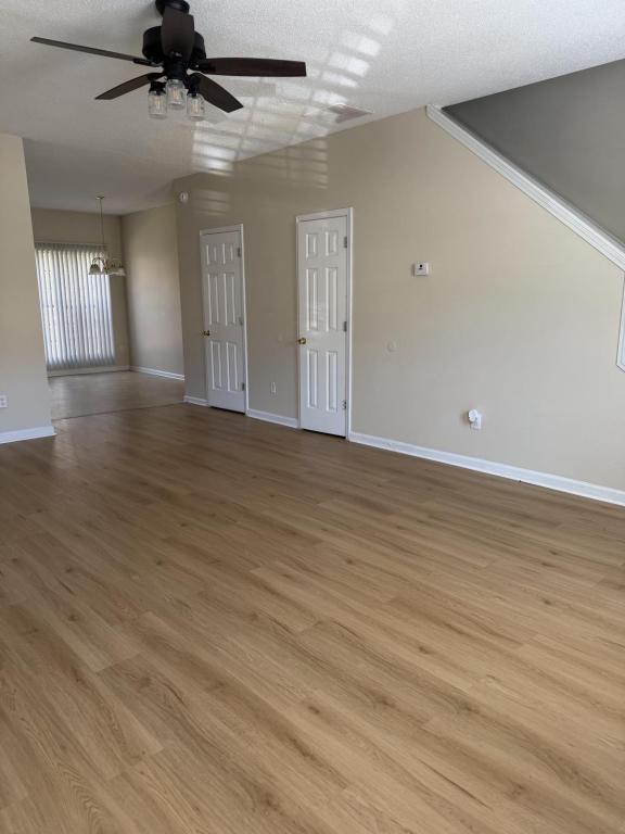 Foto del edificio - 6647 Sunset Park