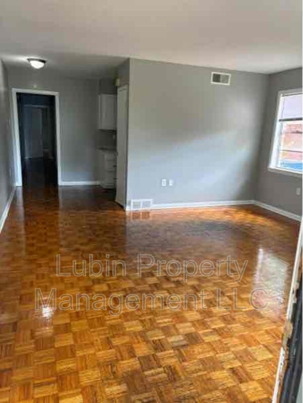 Foto del edificio - 3527 Clayphil Ave