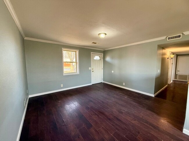 Foto del edificio - 3 Bedroom/1 Bathroom Home in Paragould AR - $1,100/month - Section 8 Welcome!