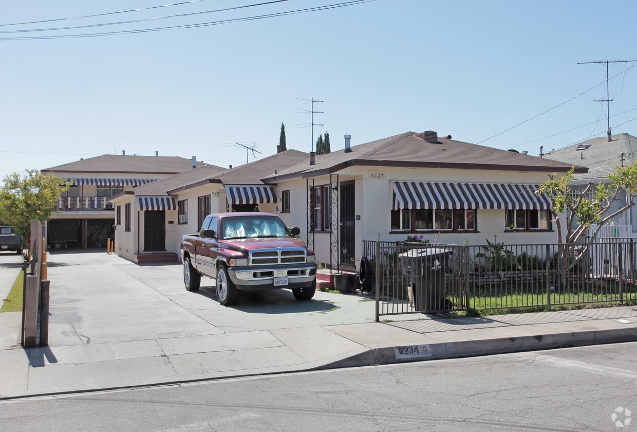 Primary Photo - 6234 Gifford Ave