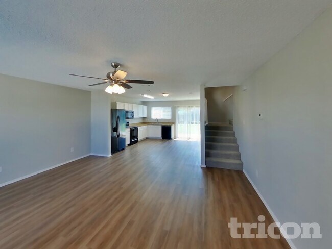 Building Photo - 1708 Vineridge Ln