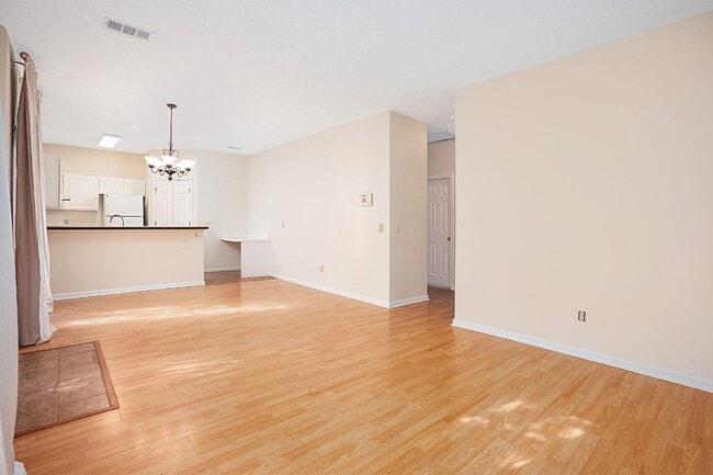 Building Photo - 918 Harvard Pl