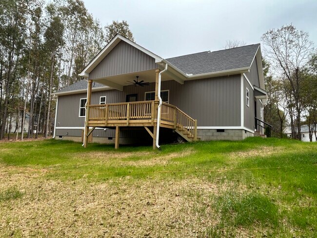 Building Photo - 9747 Bethel Church Rd