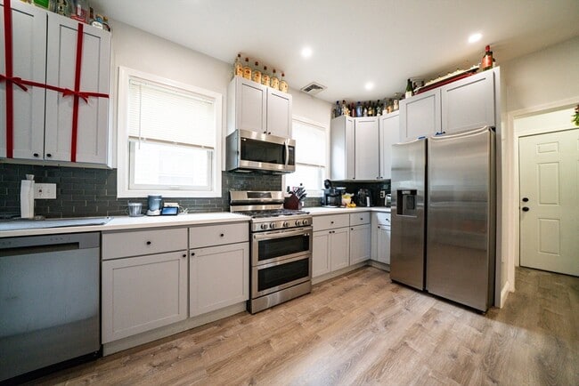 Foto del edificio - 137 Centre St