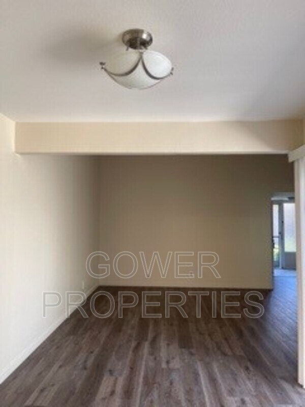 Building Photo - 158 Escobar Ave