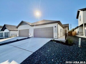 Building Photo - 252 Nespral Dr