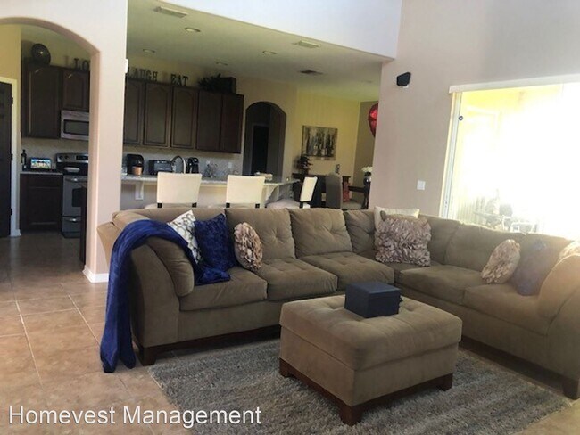 Building Photo - 4 br, 3.5 bath House - 3402 McCormick Wood...