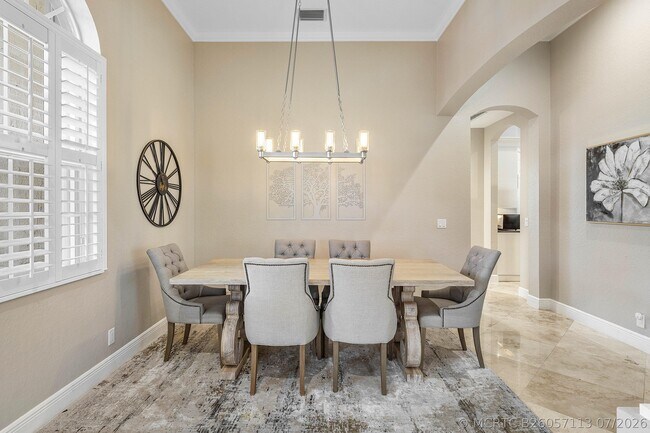 Building Photo - 4675 Manderly Dr