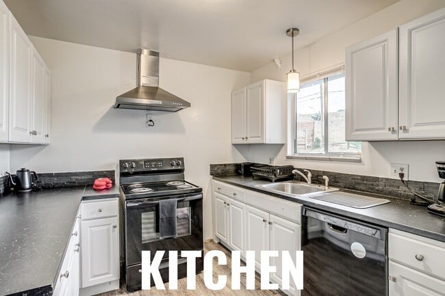 Building Photo - 1320 Youngfield St