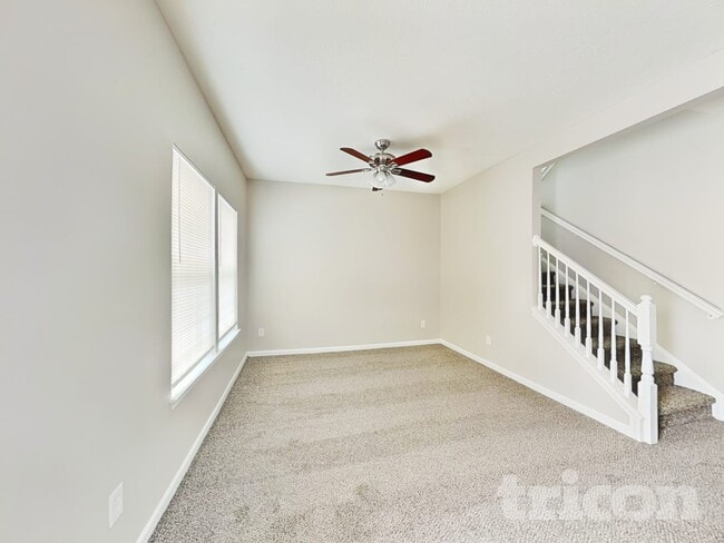 Foto del edificio - 3234 Hurst St