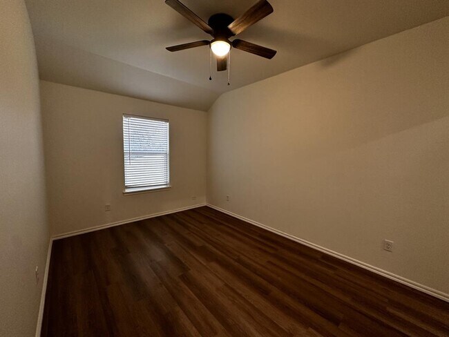 Foto del edificio - 11501 Mackenzie Wy