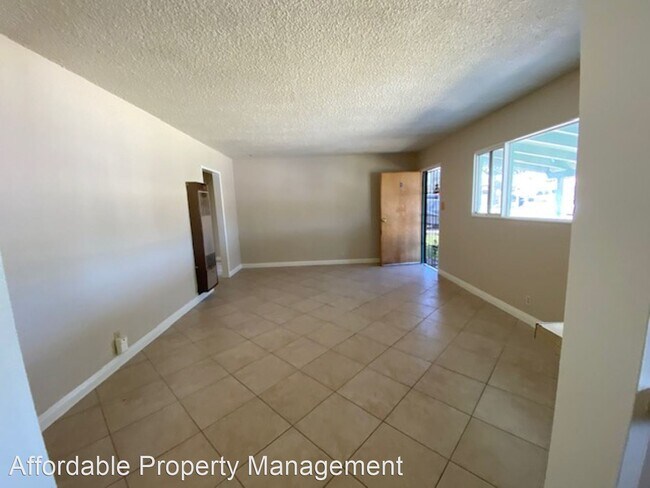 Building Photo - 3 br, 1 bath House - 1716 Farmstead Ave.