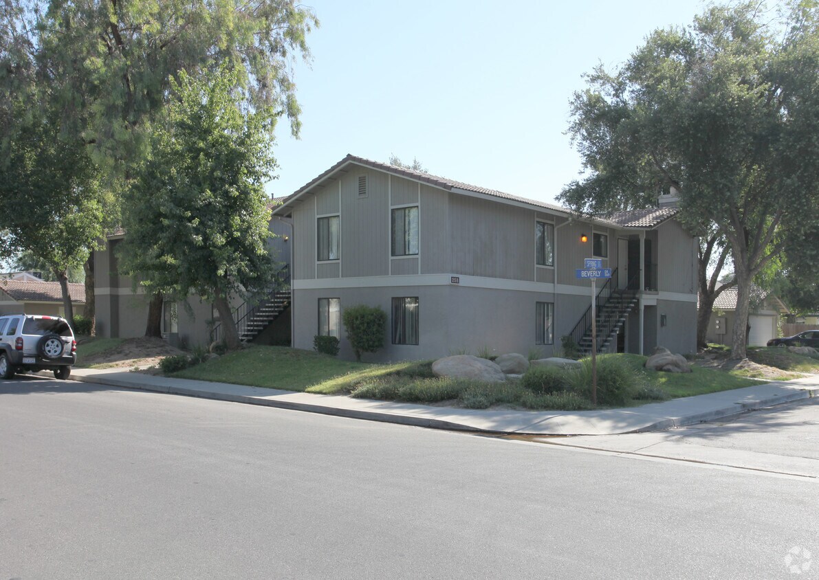 258 E Spring Ln, Lemoore, CA 93245 Apartments in Lemoore, CA