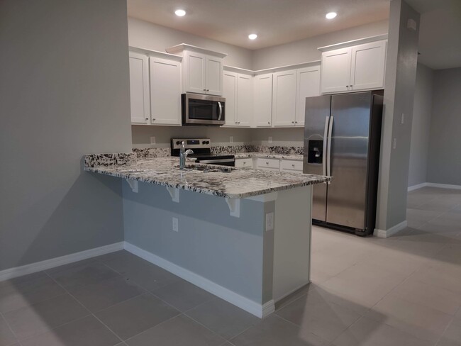 Foto del edificio - 5385 Sunshine Dr
