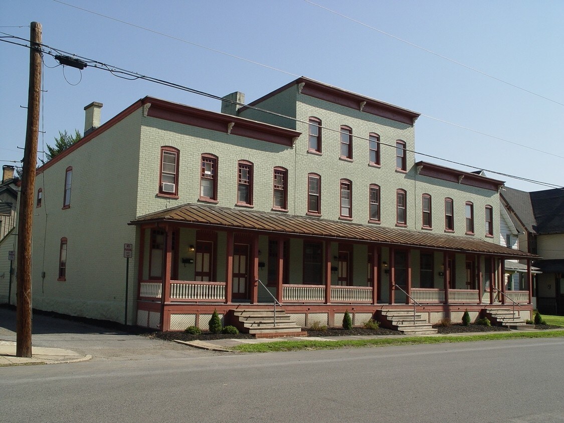 Foto principal - 1060-1070 Vine Ave