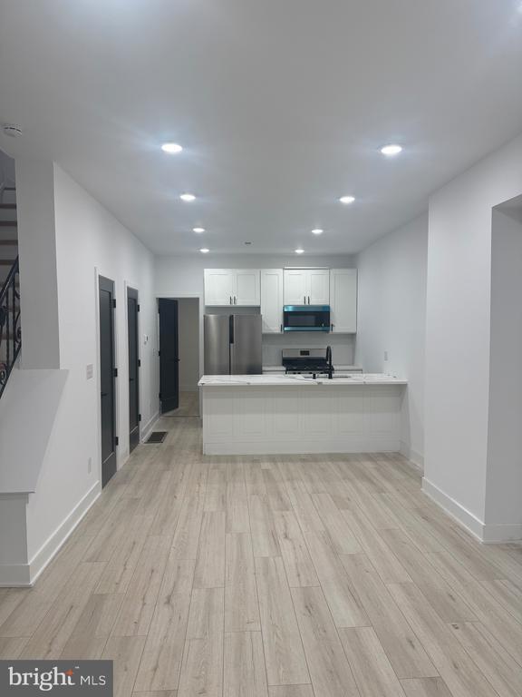 Building Photo - 807 S 57th St