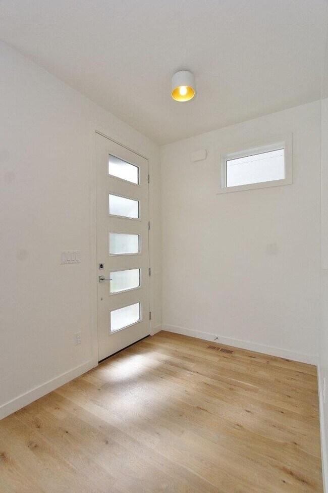 Foto del edificio - Urban Living At Its Finest