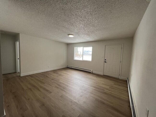 Building Photo - 3705 Ideal Dr