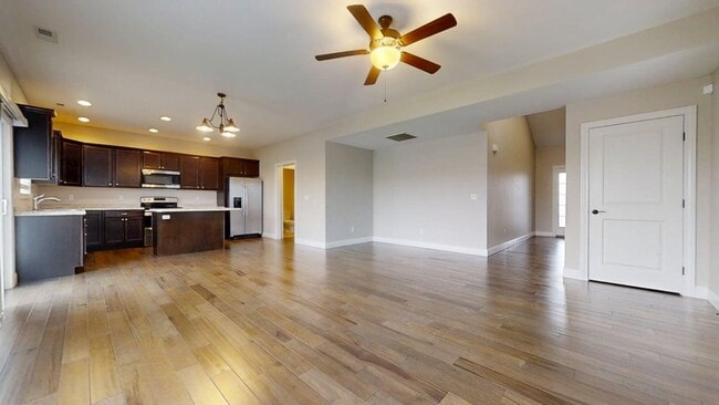 Building Photo - 1320 Myrtle Beach Ave