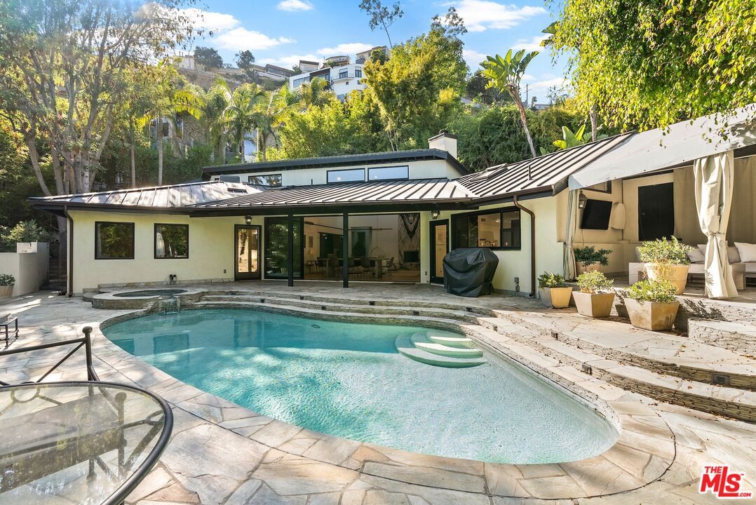 Foto principal - 1615 Marmont Ave