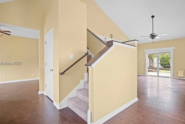 Building Photo - 6 Broadland Cir