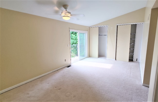 Building Photo - 37025 Brynford Dr