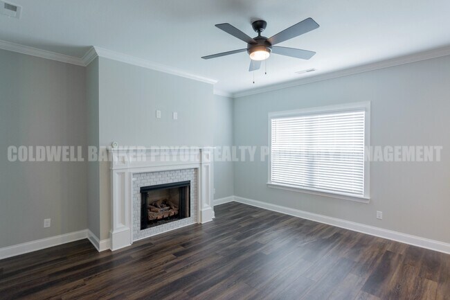 Building Photo - 3578 Red Barn Ln