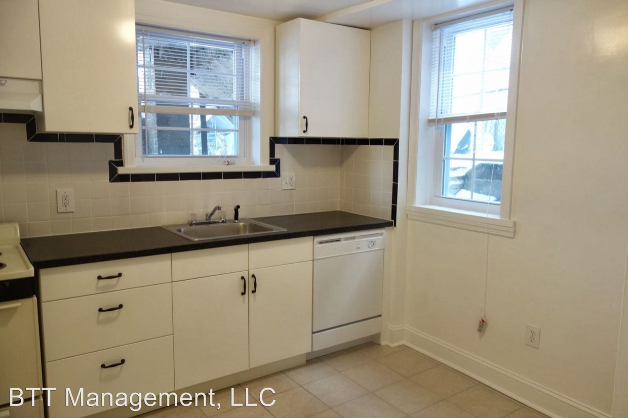Foto principal - 7905 Flower Ave