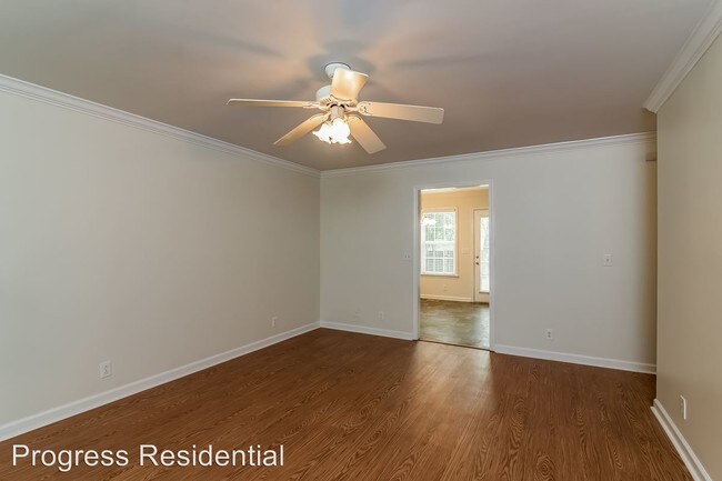 Building Photo - 1527 Dodd Trl