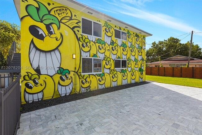 Building Photo - 7606 N Miami Ave