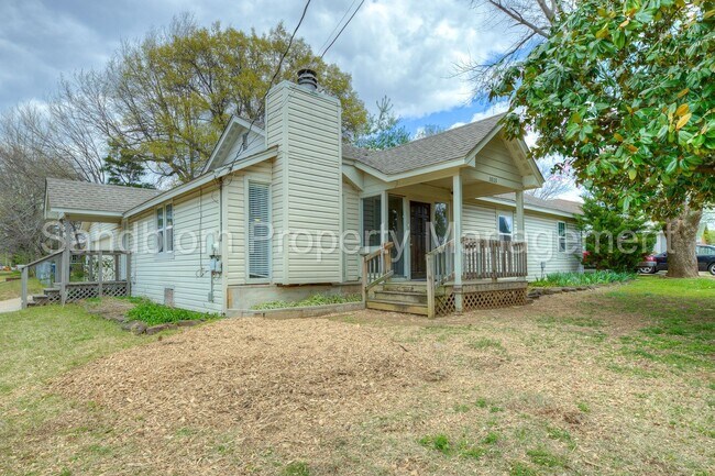 Foto del edificio - FOR LEASE | Tulsa | $1500 Rent | 3 Bed, 2 Bath Home