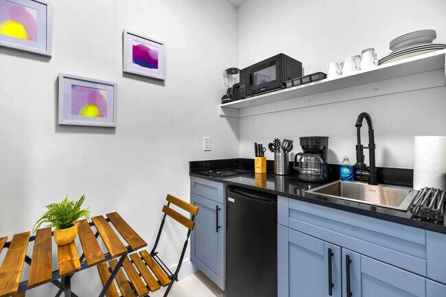 Foto del edificio - 1786 NW 31st St