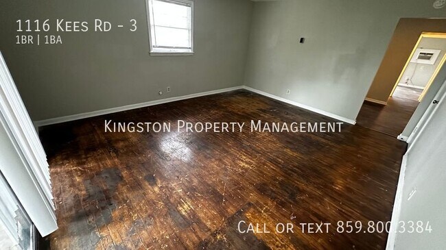 Building Photo - NEW LISTING ADORABLE ONE BEDROOM!! MOVE-IN...