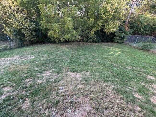 Building Photo - 11881 Hitchcock Dr