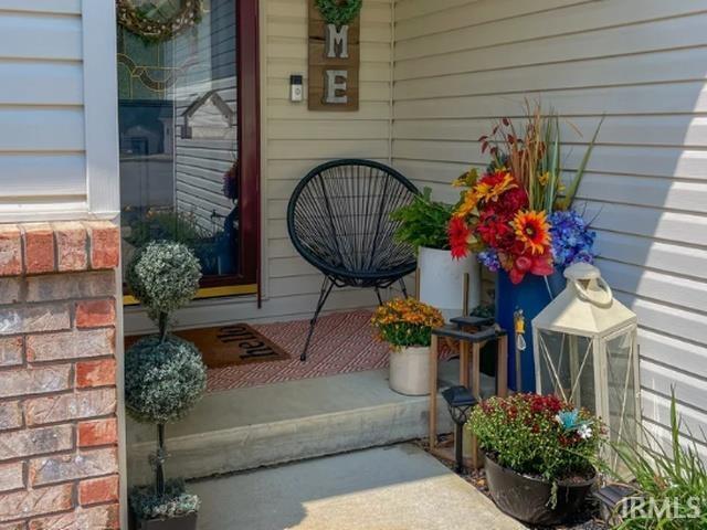 Building Photo - 541 E Cardinal Glen Dr