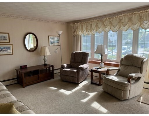 Foto del edificio - 284 Hampshire Rd