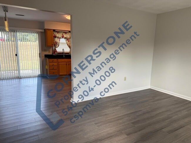 Foto del edificio - 1105 Lakeview Pl