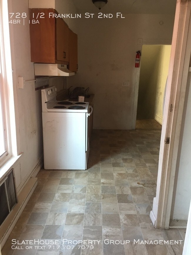 Building Photo - Large and Affordable Apartment