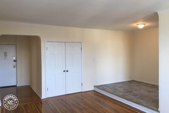 Building Photo - 1420 Ocean Pkwy