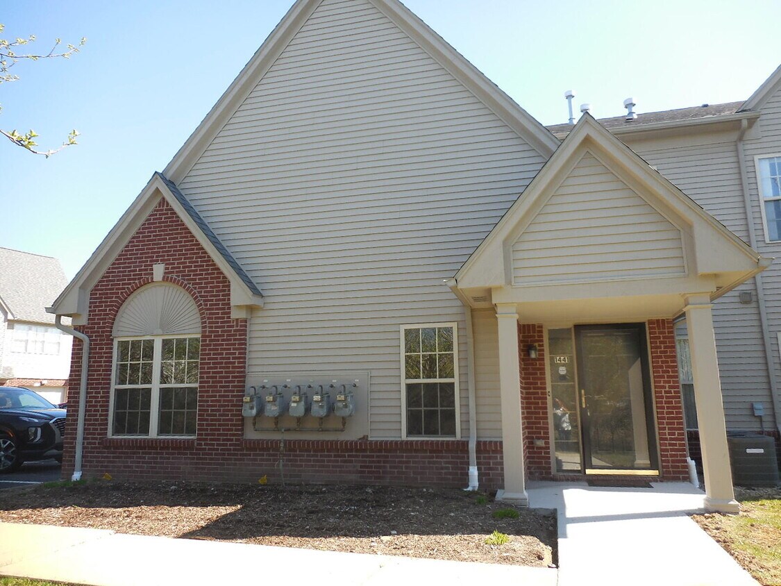 Primary Photo - 1441 Addington Ln