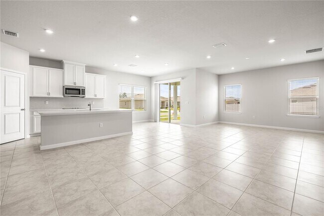 Building Photo - 35572 Quartz Lk Dr