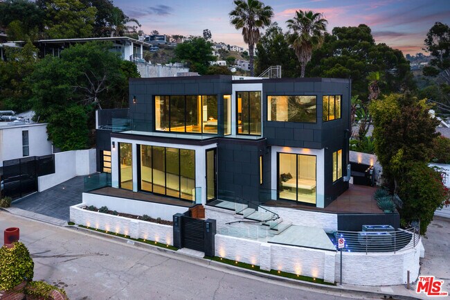 Foto del edificio - 1545 Marlay Dr