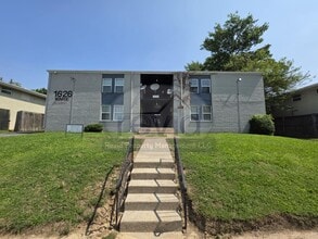 Building Photo - 1626 Monroe Ave